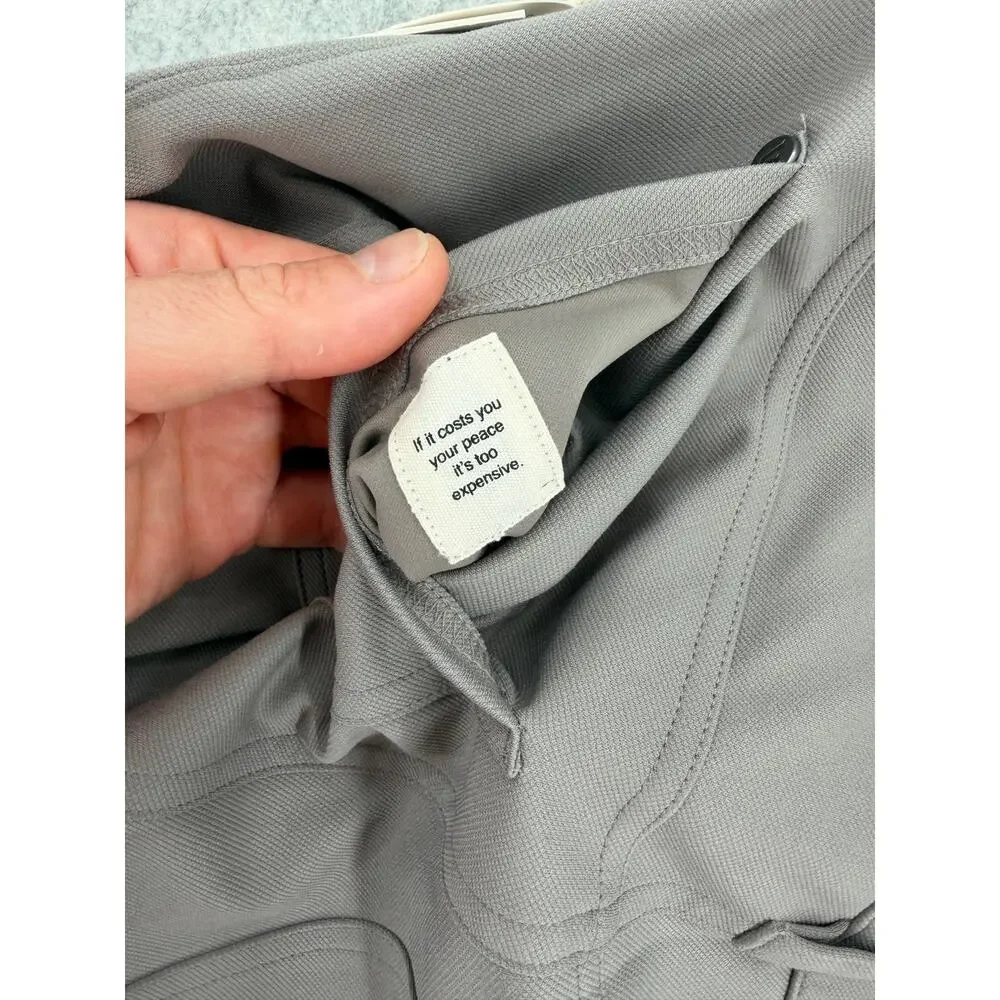NWT Vuori Shiitake Meta Classic Fit 32